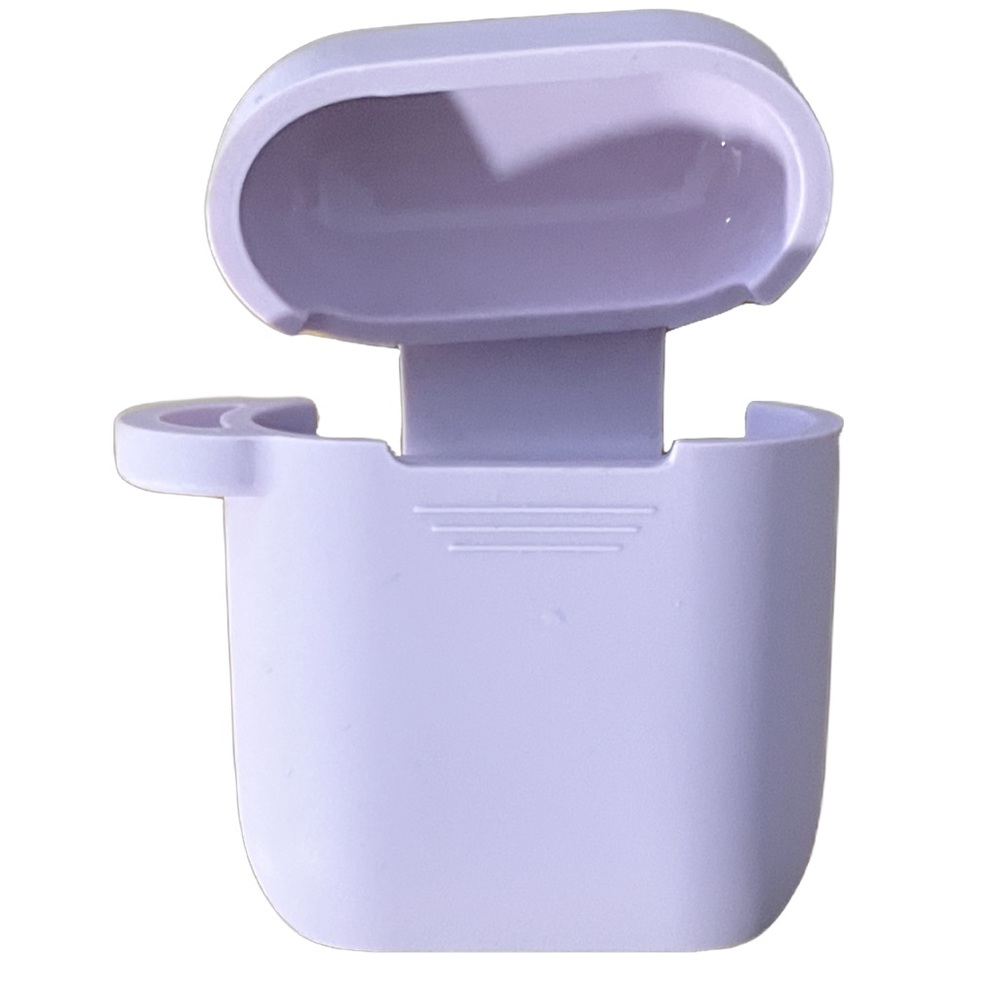 AirPod protective case for 1st and 2nd gen purple preowned great condition